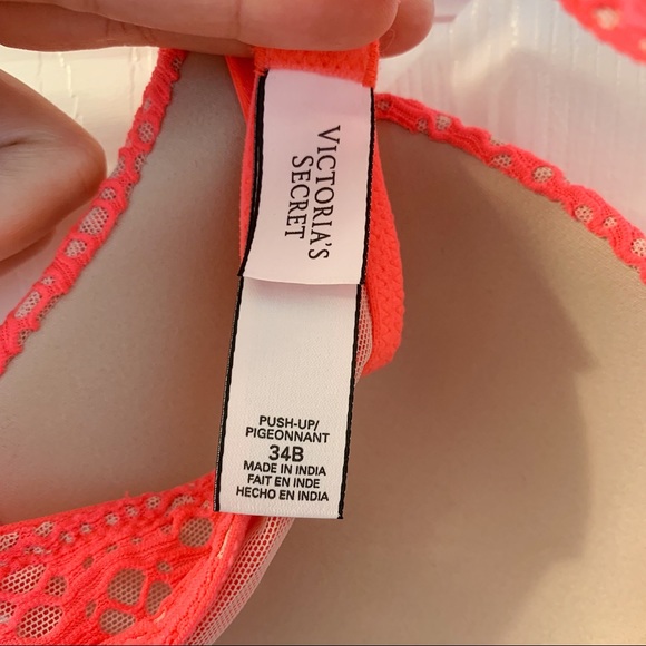 NEVER WORN. VS Push-Up Pigeonnant 34B Bra - Picture 3 of 3